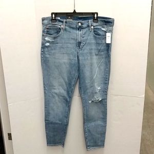Gap True Skinny Mid Rise Distressed Jeans NWT 33  16R